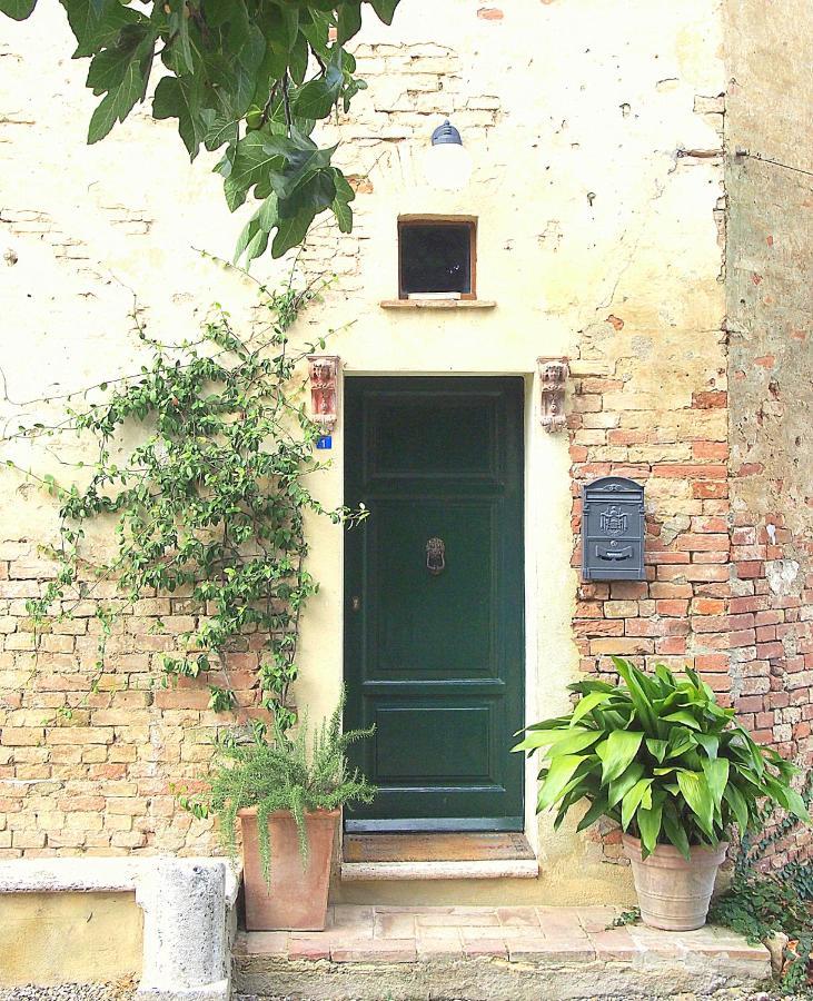 Ferienwohnung Nell'Antica Torre Di Fronte A Siena Exterior foto